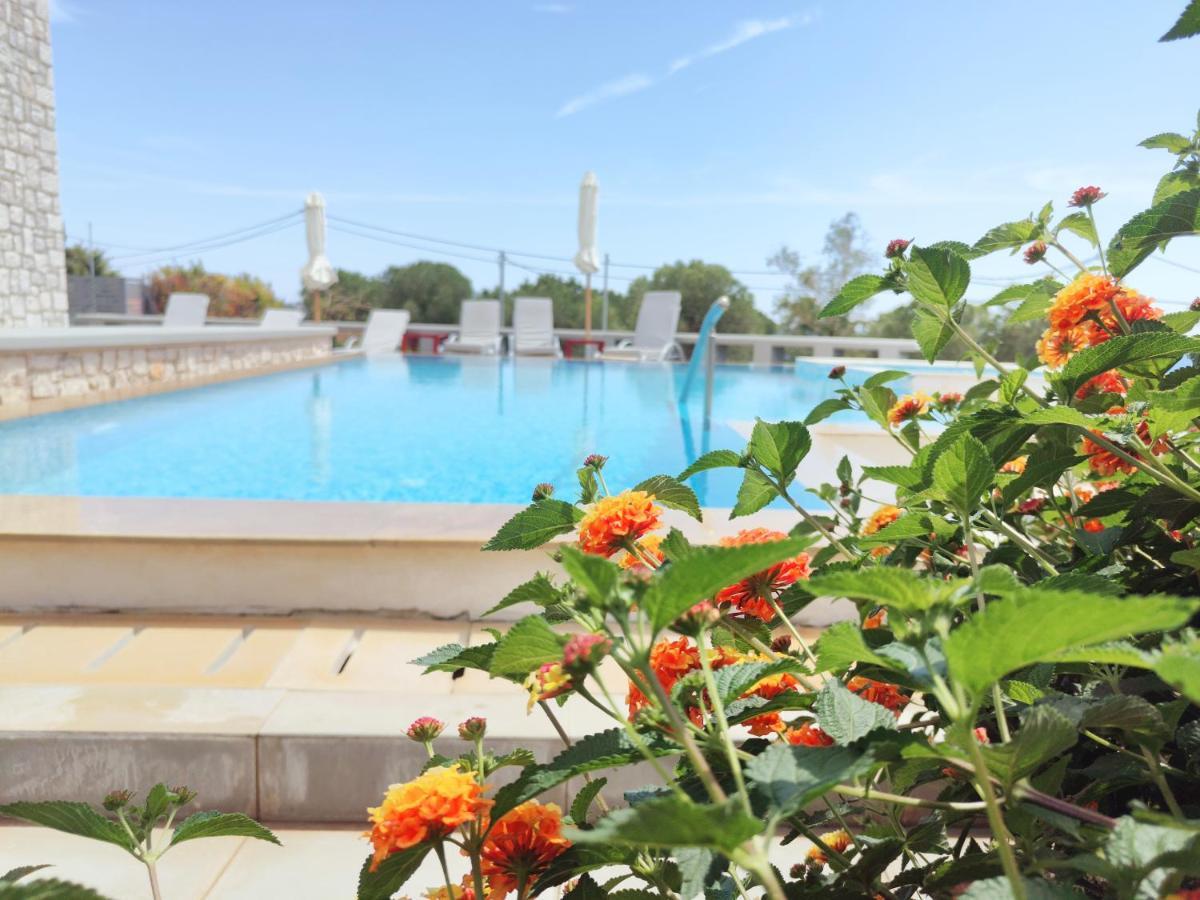 Villa CostaMare - enjoy lazy days on the private Pool-Jacuzzi Pefki Esterno foto
