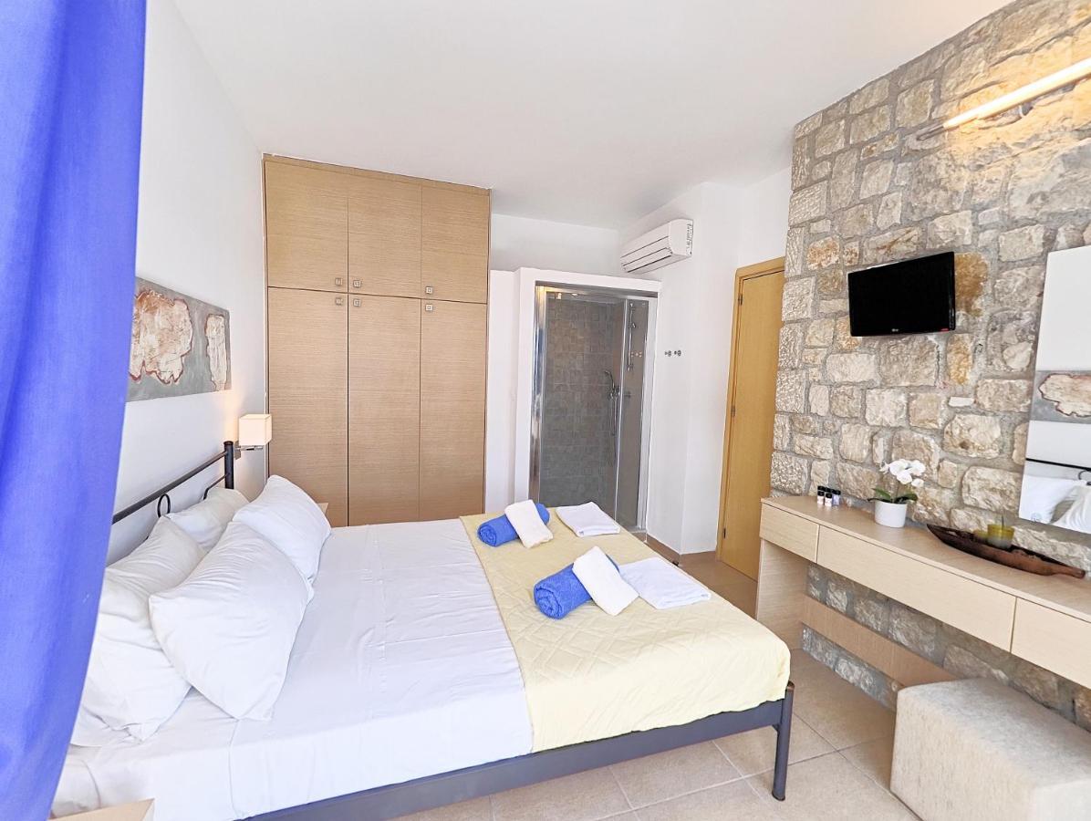 Villa CostaMare - enjoy lazy days on the private Pool-Jacuzzi Pefki Esterno foto