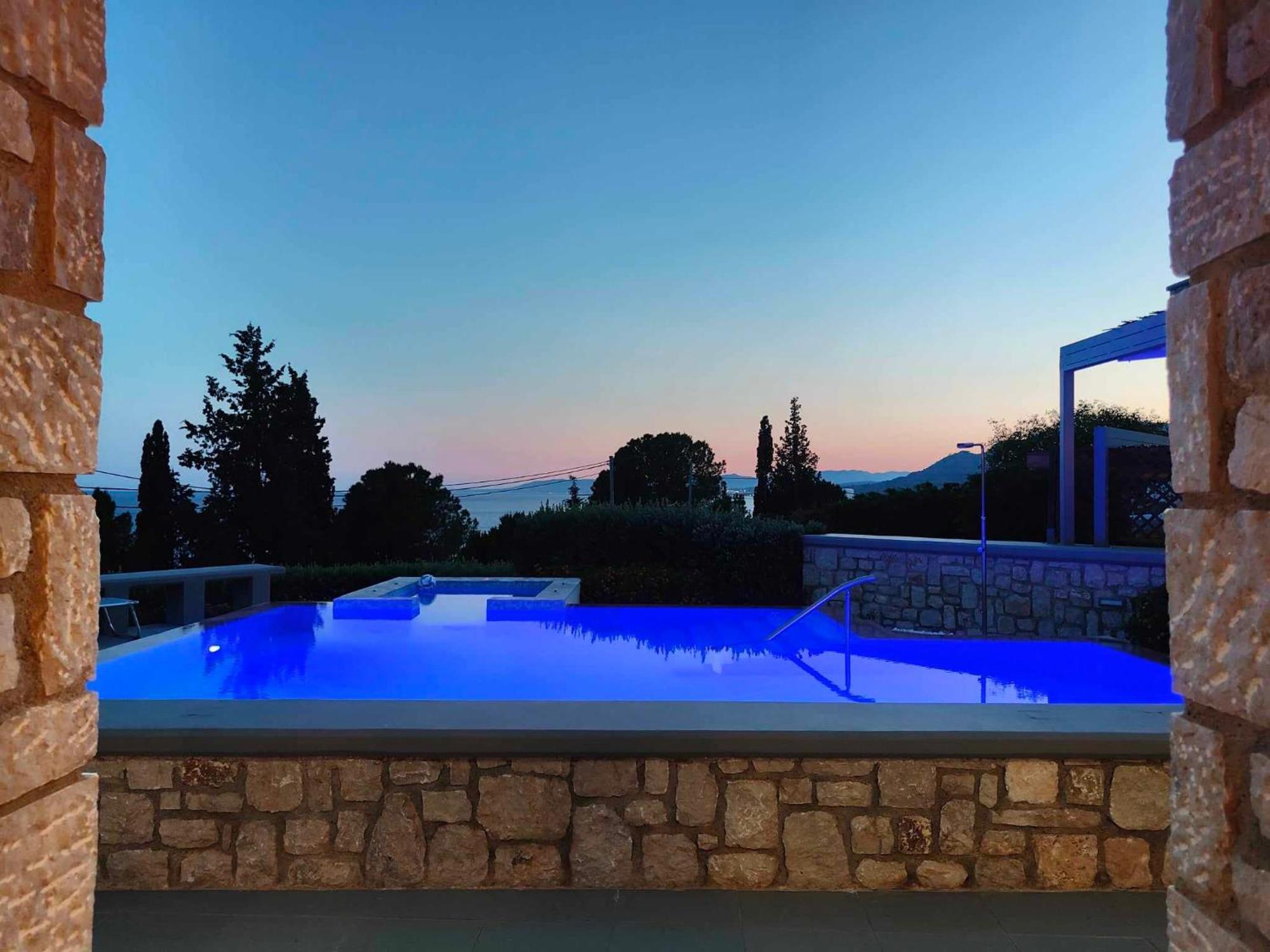 Villa CostaMare - enjoy lazy days on the private Pool-Jacuzzi Pefki Esterno foto